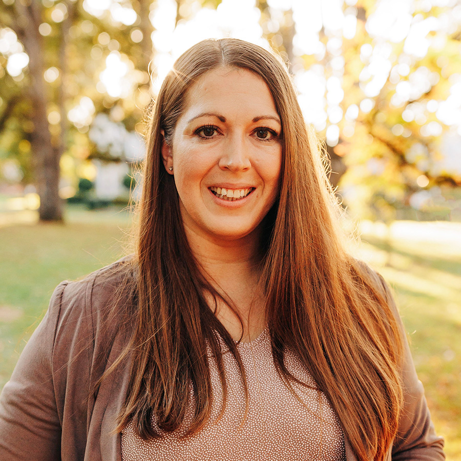 victory-group-team-kayla-dickson